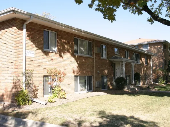 Akins/Oliver Apts - 7530