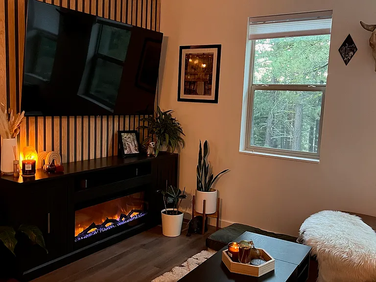 9783 Ellington Ln — Photo 1