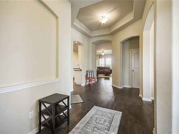 4th image of 2513 Hilltop Divide Ln