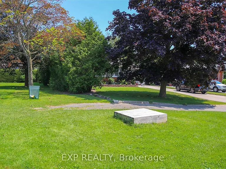 805 Glengrove St — Photo 20