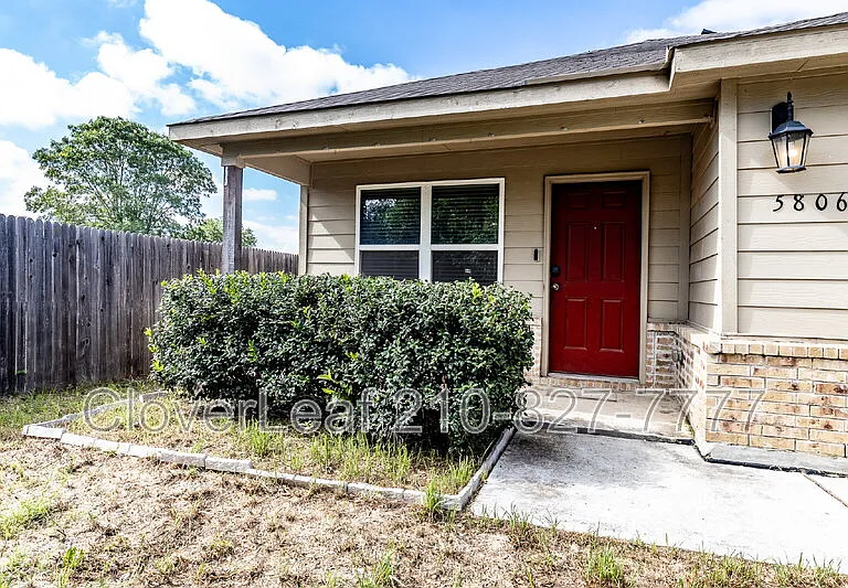 5806 Machaela Trce — Photo 4