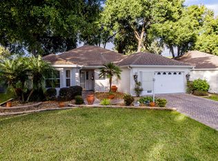 915 Pasadena Way, Lady Lake, FL 32159