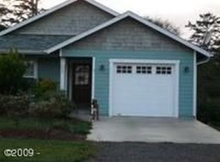 645 NW Cottage St, Newport, OR