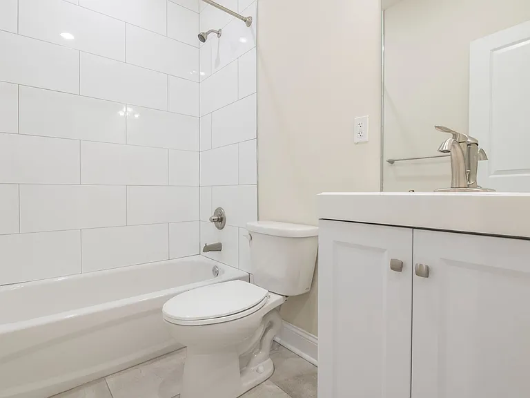 1825 N Bouvier St #B — Photo 8