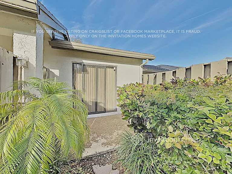 381 Wildwood Ln E — Photo 14