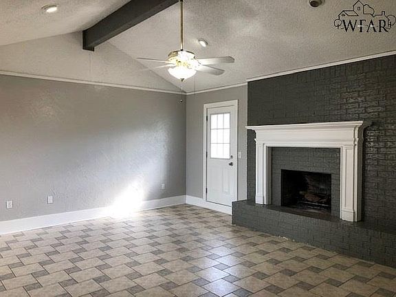 3rd image of 5019 Eastridge Dr