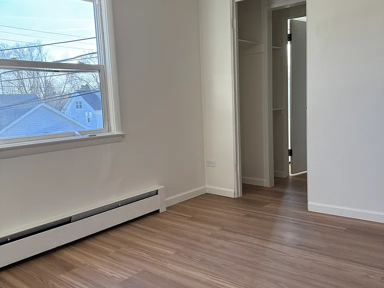 1515 W Wisconsin Ave #4 — Photo 3