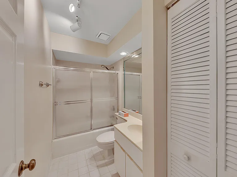 7747 Villa Nova Dr — Photo 30