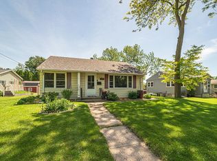 1009 Carlton Ave, Faribault, MN 55021