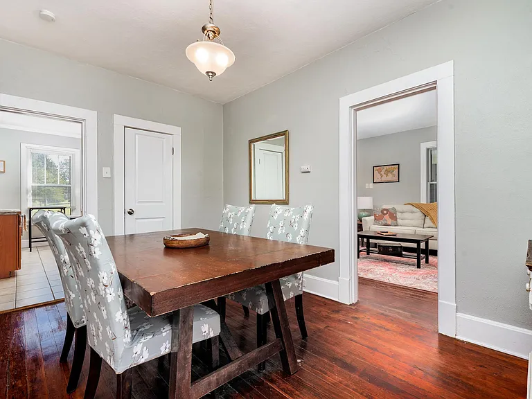 257 Gordon Pl — Photo 13