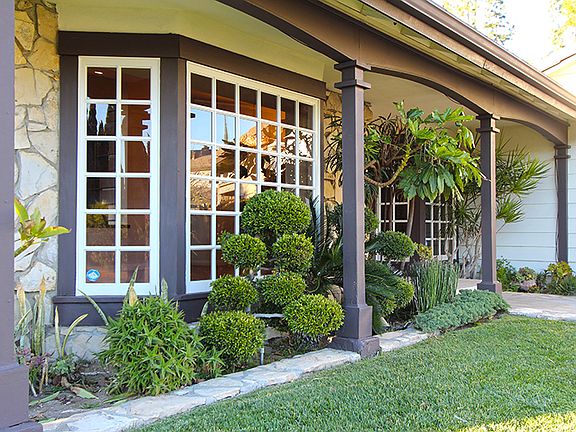 Front Picture Window