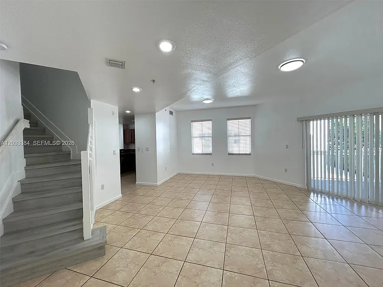 11503 NW 89th St #206 — Photo 1