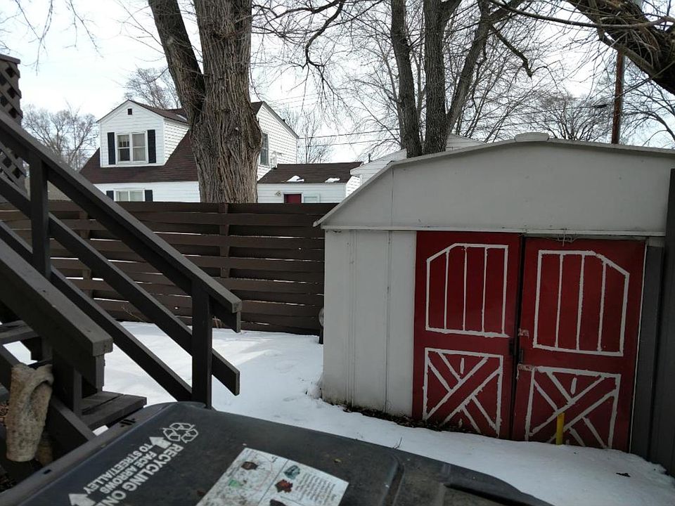 2nd image of 1400 11th Ave S