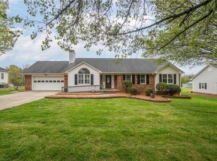245 Lumina Dr, Lexington, NC 27295