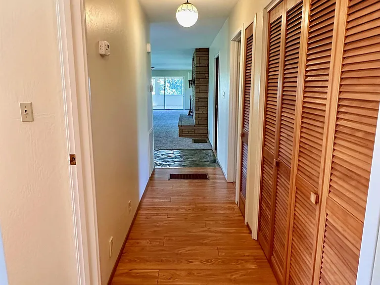 16107 Bitney Springs Rd — Photo 36