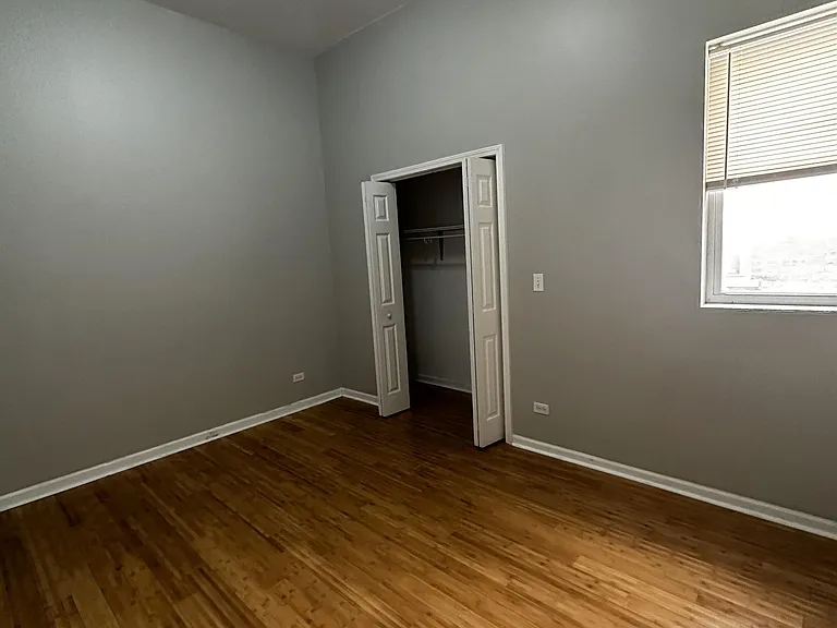 2438 N Laramie Ave #1N — Photo 9