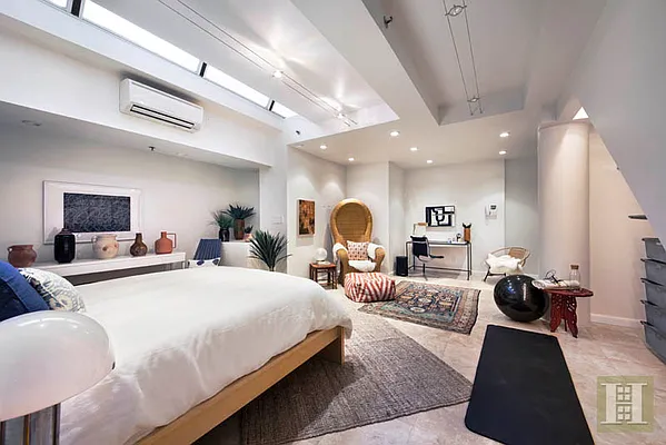 Sold by Halstead Real Estate | media 4