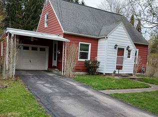 147 N Willow St, Oneida, NY 13421