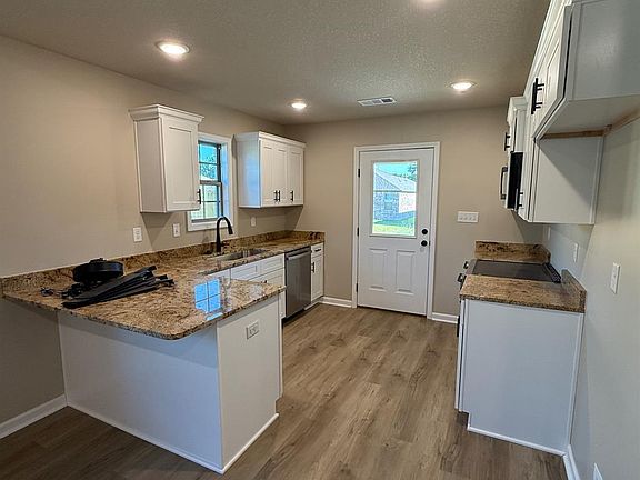 4th image of 5629 Morgan Dr