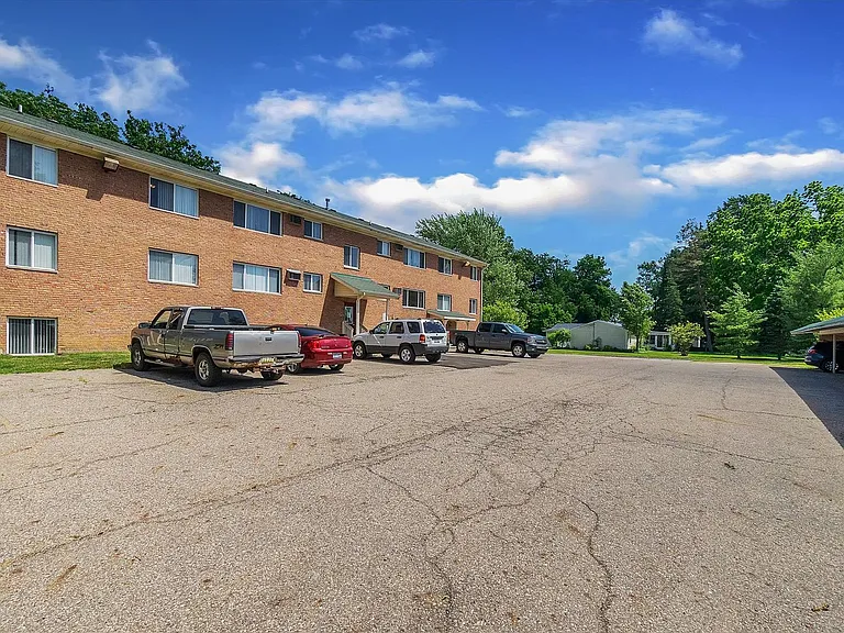 515 & 516 Maple St — Photo 15