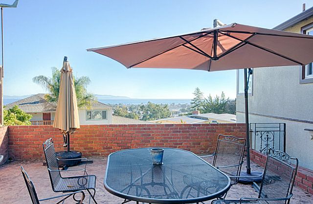 1st image of 122 Los Altos Ct