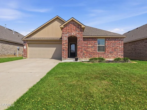 203 Broussard Hill Dr, Broussard, LA 70518