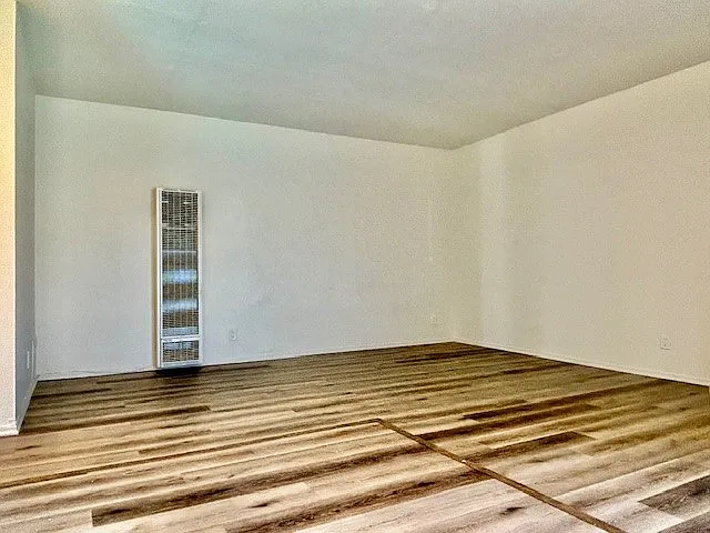 815 N Rose Ave #L8 — Photo 12