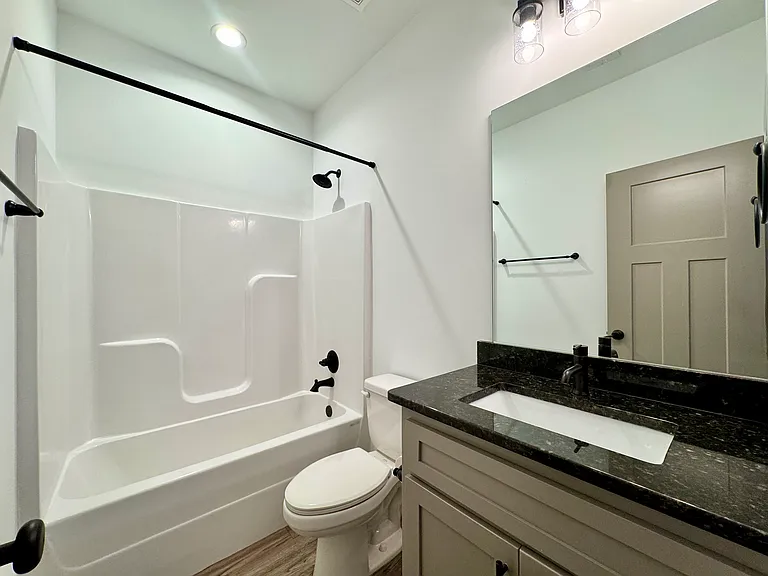 Shared Hall Bathroom