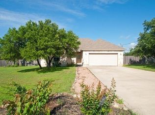 101 Boulderwood Dr, Liberty Hill, TX 78642