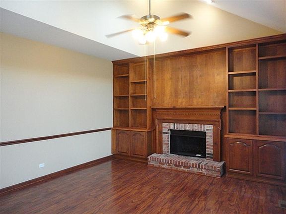 3rd image of 53315 Sunmeadow Dr