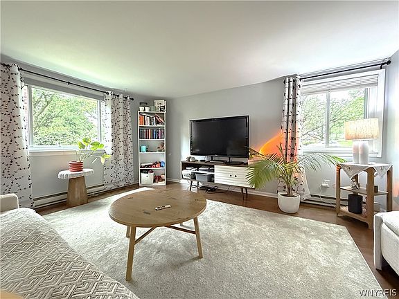 3rd image of 61 Park Club Ln Unit D