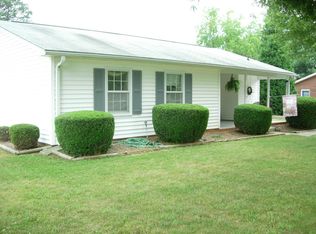7541 Greenmeadow Dr, Tobaccoville, NC 27050