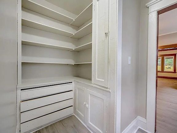5th image of 2667 N 39th St #2667