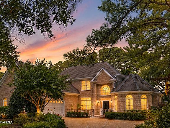 2nd image of 1036 Arboretum Drive