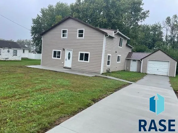 503 S Maple St, Inwood, IA 51240