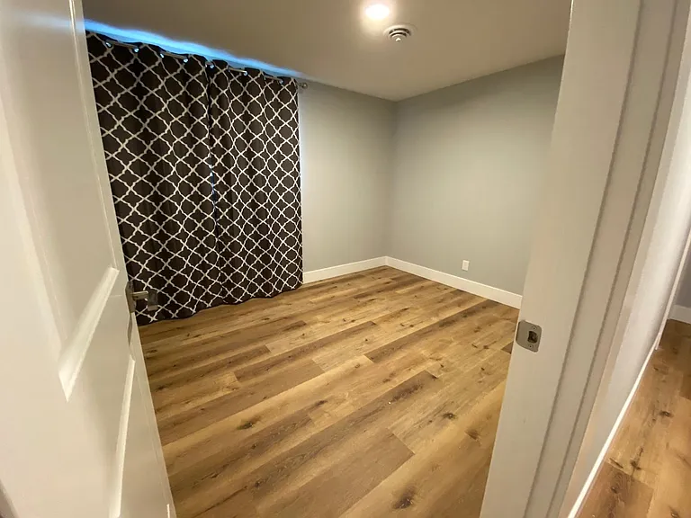 408 Pine St — Photo 11