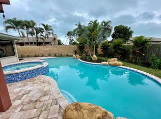 435 Coach Rd, Satellite Beach, FL 32937