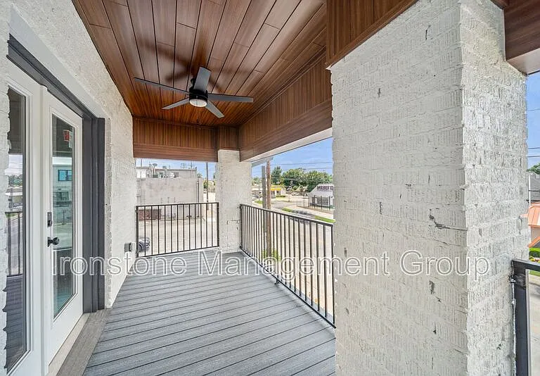 1437 1/2 S Peoria Ave — Photo 13