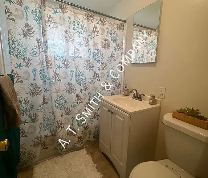 1292 Benton St — Photo 9