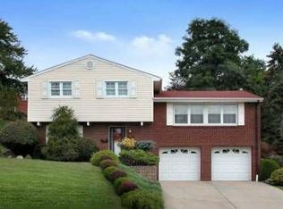 1304 Blue Jay Dr, Pittsburgh, PA