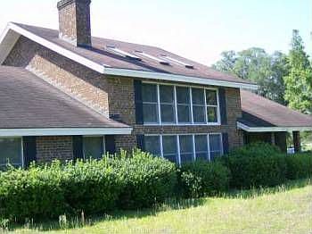 2nd image of 605 Meindhard Rd