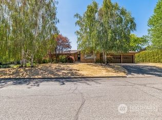 4902 Richey Rd, Yakima, WA 98908