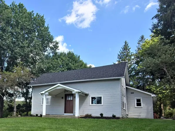2953 Headleys Mill Rd SW, Pataskala, OH 43062