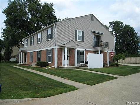 1st image of 24487 Meadowbridge Dr