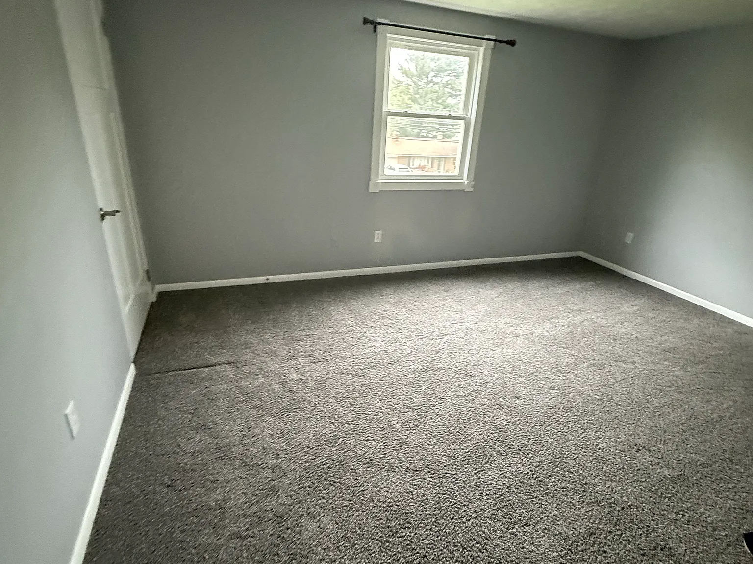 2853 Bailey — Photo 4