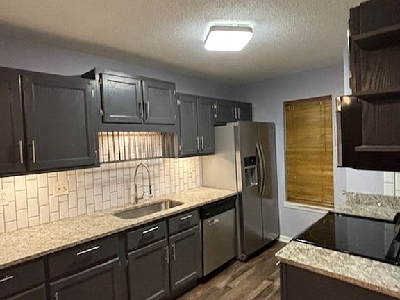 3rd image of 5531 Ginners Dr