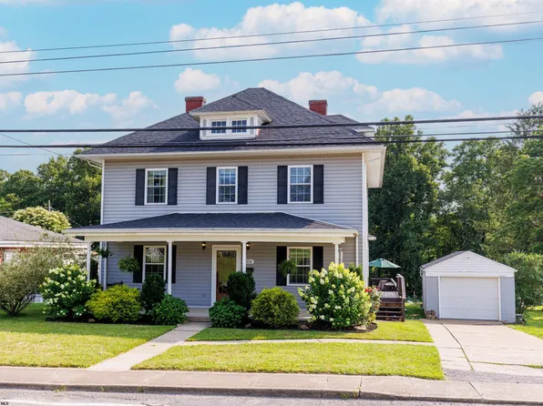 8350 Cost Ave, Stonewood, WV 26301