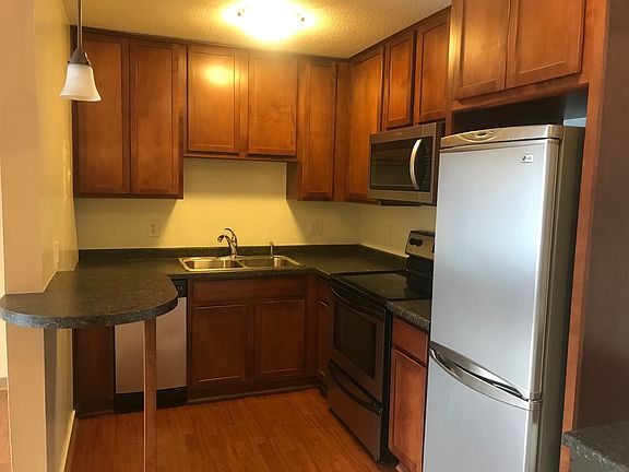 2nd image of 3729 Snelling Ave APT 302