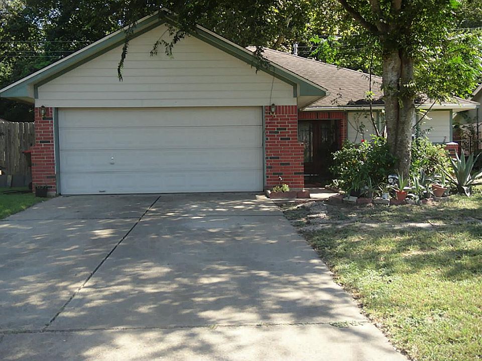 1st image of 10410 Sweetbrook Dr