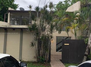 11220 SW 67th Ter, Miami, FL 33173